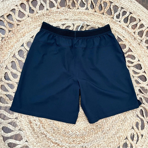 Fabletics Shorts Men Medium Blue Performance Golf Workout Gym Athletic Gain - Picture 3 of 3